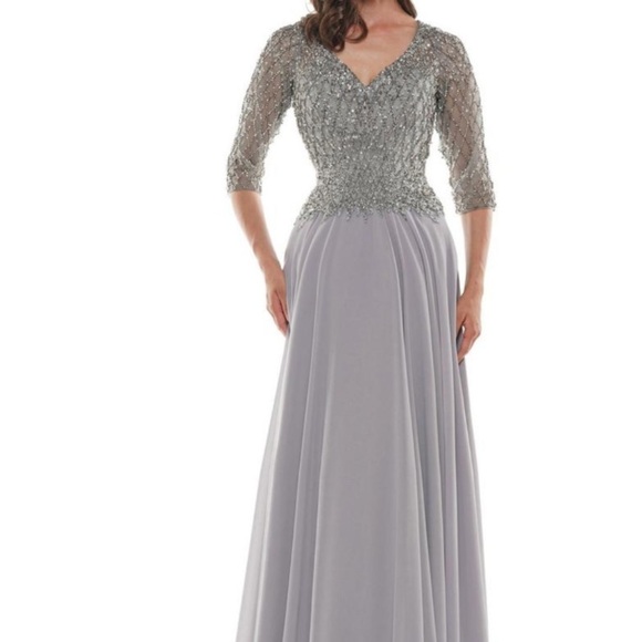 Elegant Gray Maxi Dress - Picture 1 of 16